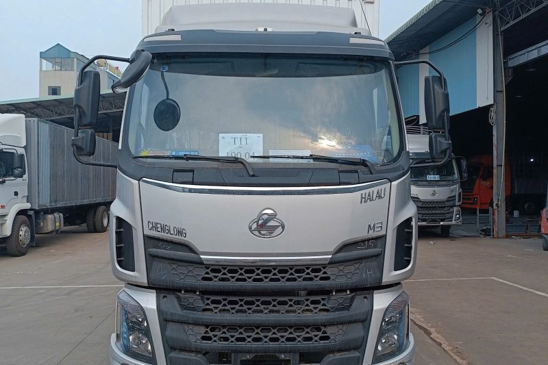 Alternative view of Chenglong M3 170HP Thùng Kín